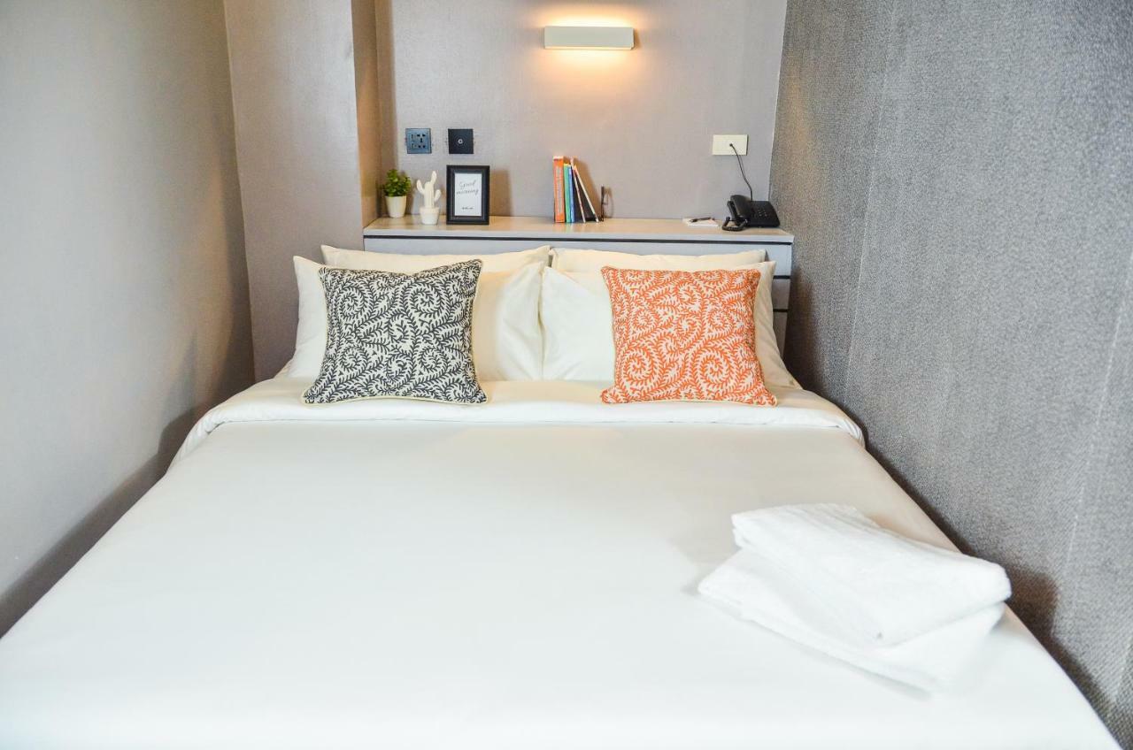 Abraham Manila - Located In Central Makati (Adults Only) Makati City Exteriér fotografie